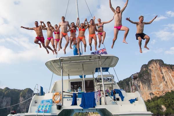 mar y fiesta en los cabos