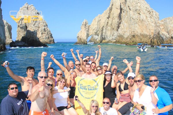 Fiesta en Bote en los Cabos