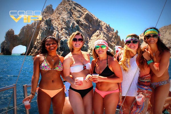 Despedidas de Soltera en Los Cabos en Yate
