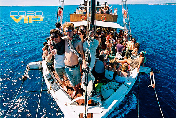 Fiesta abordo de Velero en Los Cabos