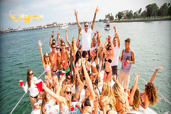 Fiesta abordo de Velero en Los Cabos