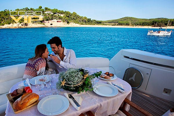 luna-de-miel-en-yate-en-los-cabos6