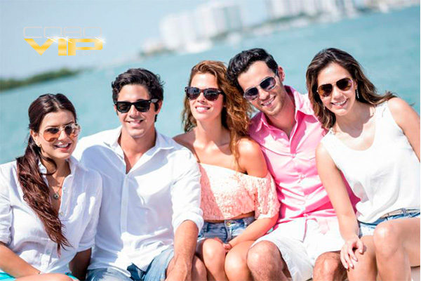 Renta de Yates para Fiesta de Graduación