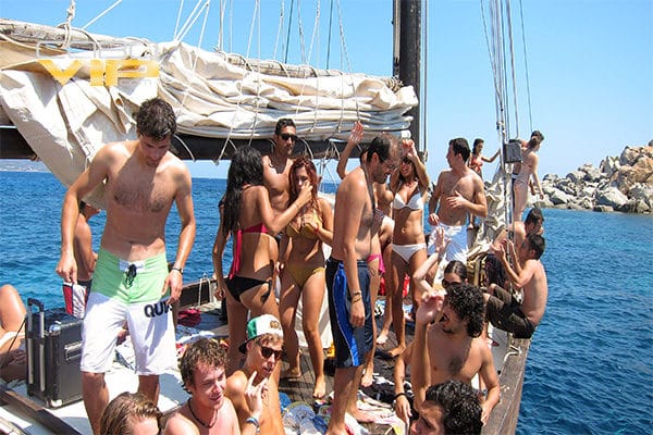 Barcos para todo tipo de ocasión en los cabos