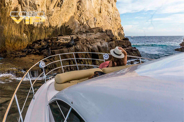 Moderno Yate de Lujo para fiestas en Los Cabos