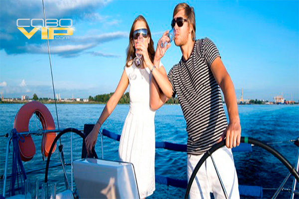 Paseo Romántico en un Velero en Los Cabos