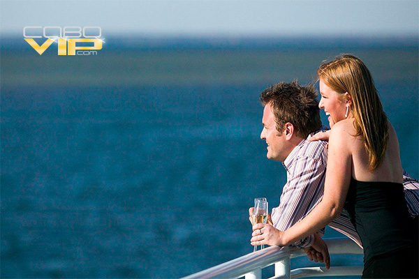 Romántico Aniversario abordo de Yate en Cabo