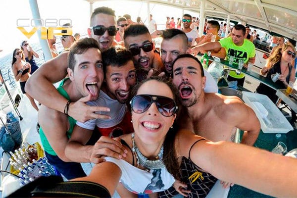 Yates de Lujo para Fiestas en Cabo San Lucas