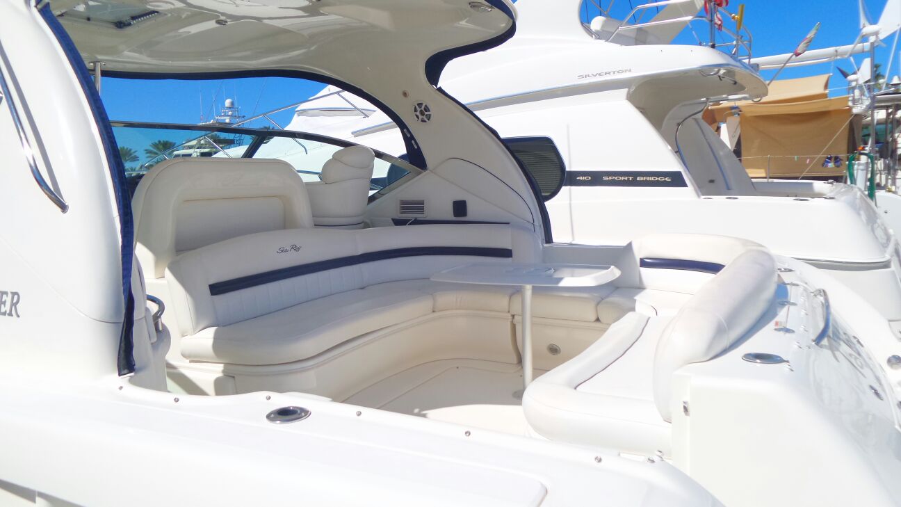 Servicio de renta de yates en los Cabos