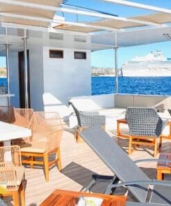 Renta de Catamarán Loft VIP en Los Cabos