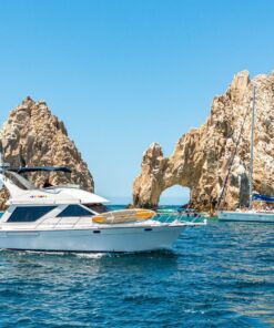 Renta de Yate Bayliner 42 en Cabo San Lucas