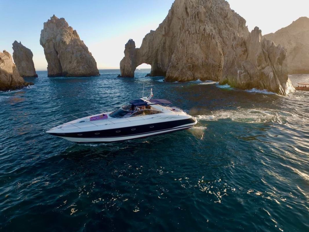 yacht rental in cabo