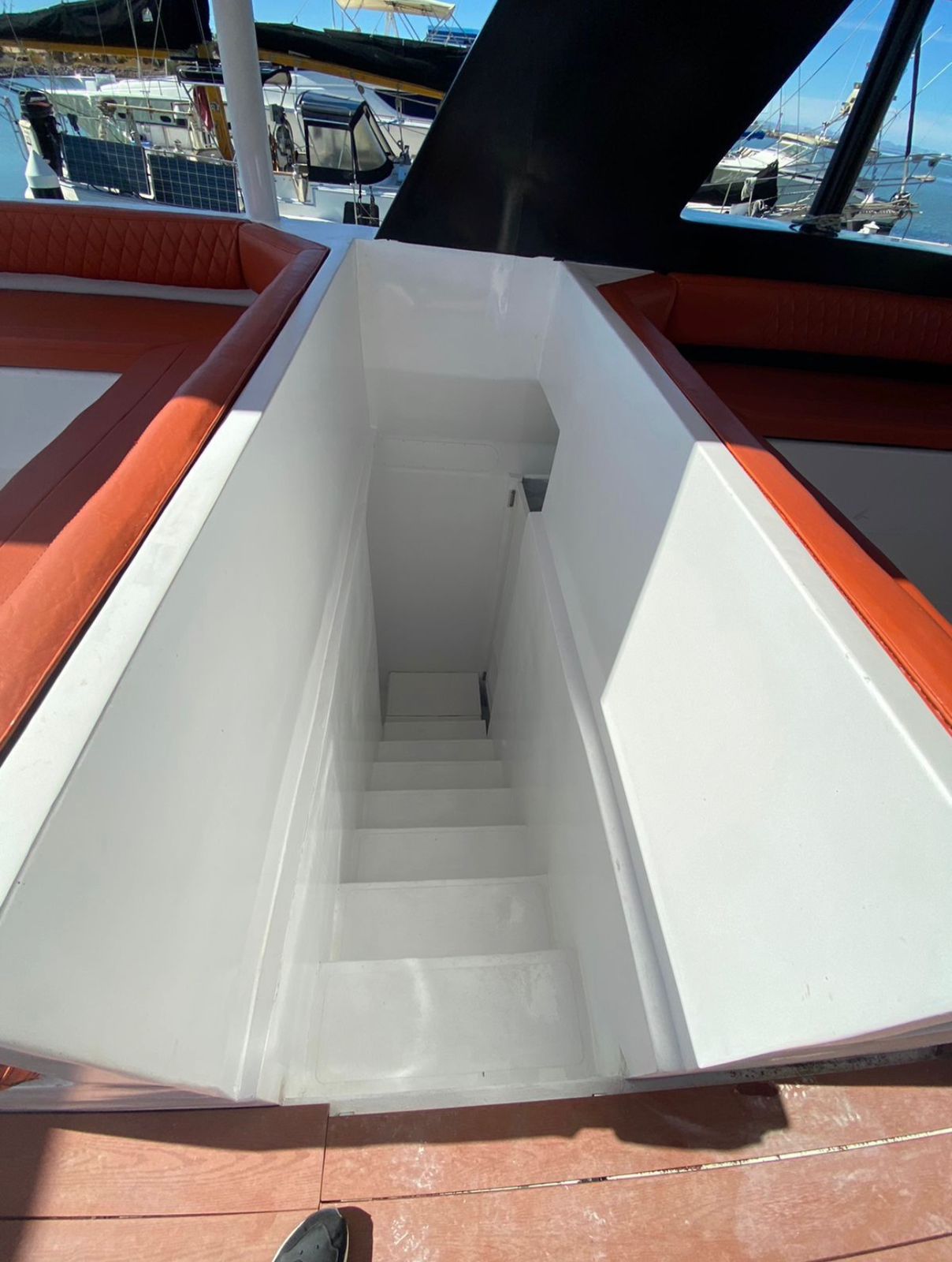 CATAMARAN 60 (16)