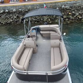 Pantoon Boat | Yacht charters Cabo