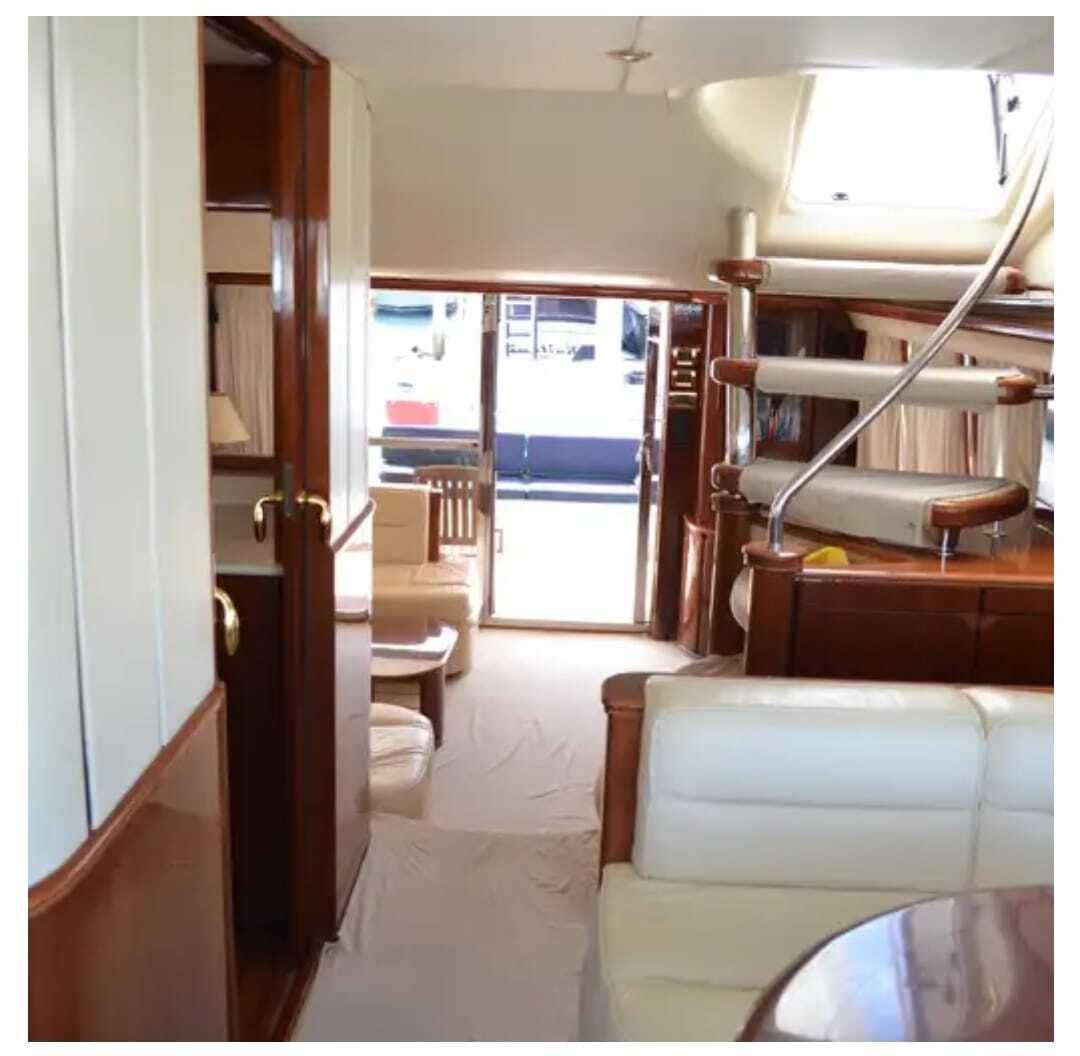 Luxury Yacht for Cruising in Los Cabos - Image 12