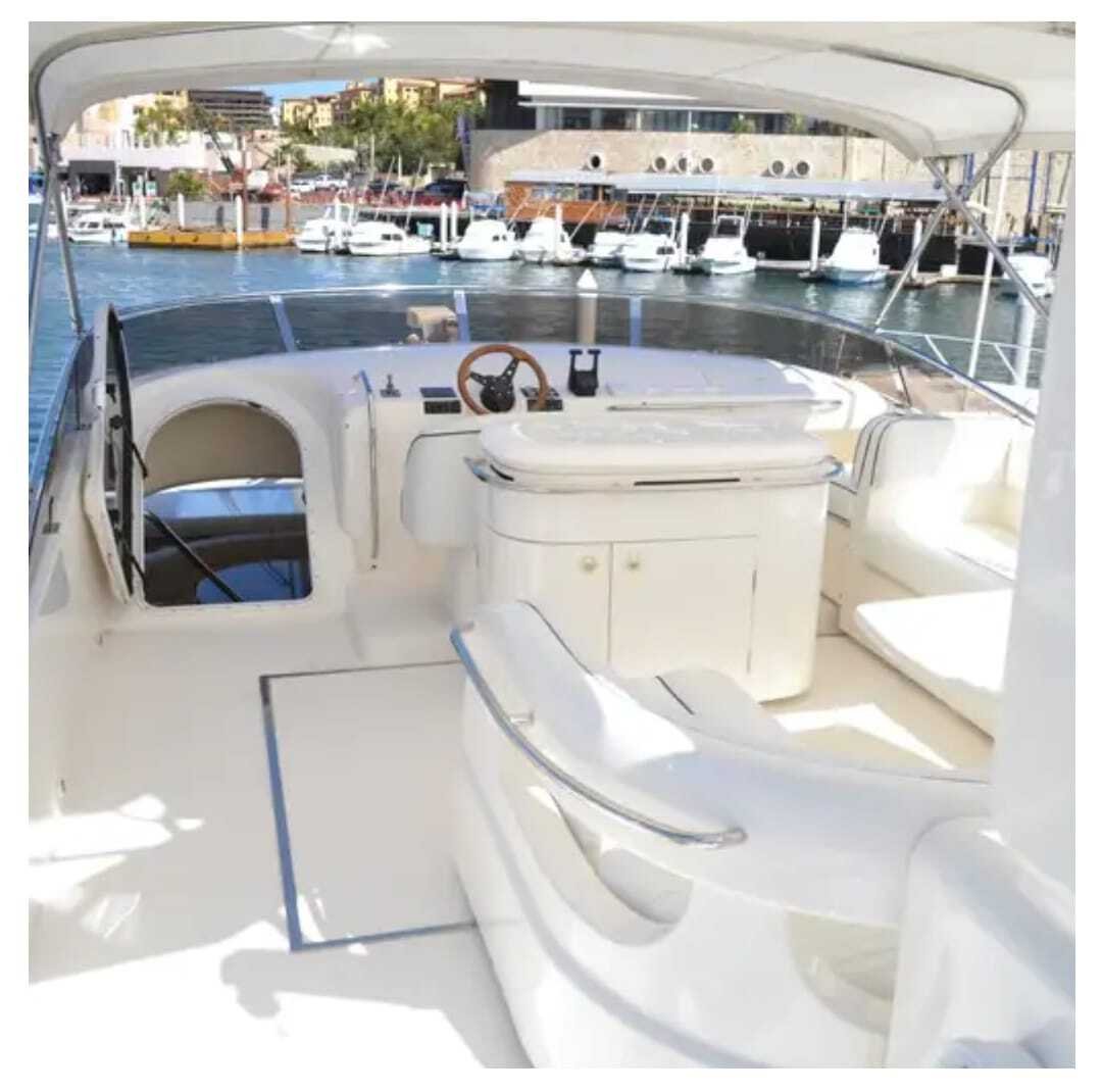 Luxury Yacht for Cruising in Los Cabos - Image 7